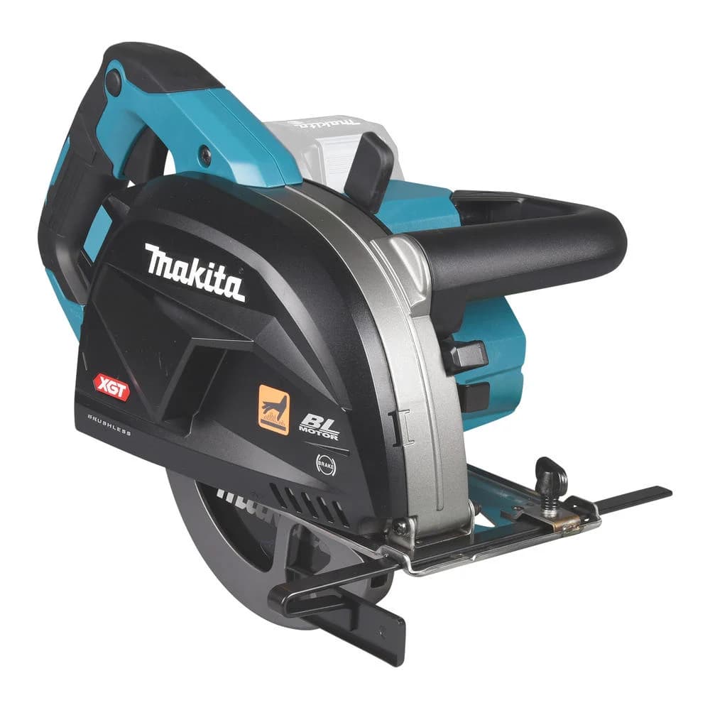 Makita CS002GZ01
